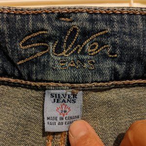 4/$20 Silver brand jeans women's size 28